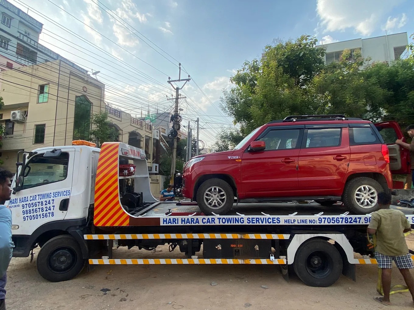 Car being towed in Konda Mallepally